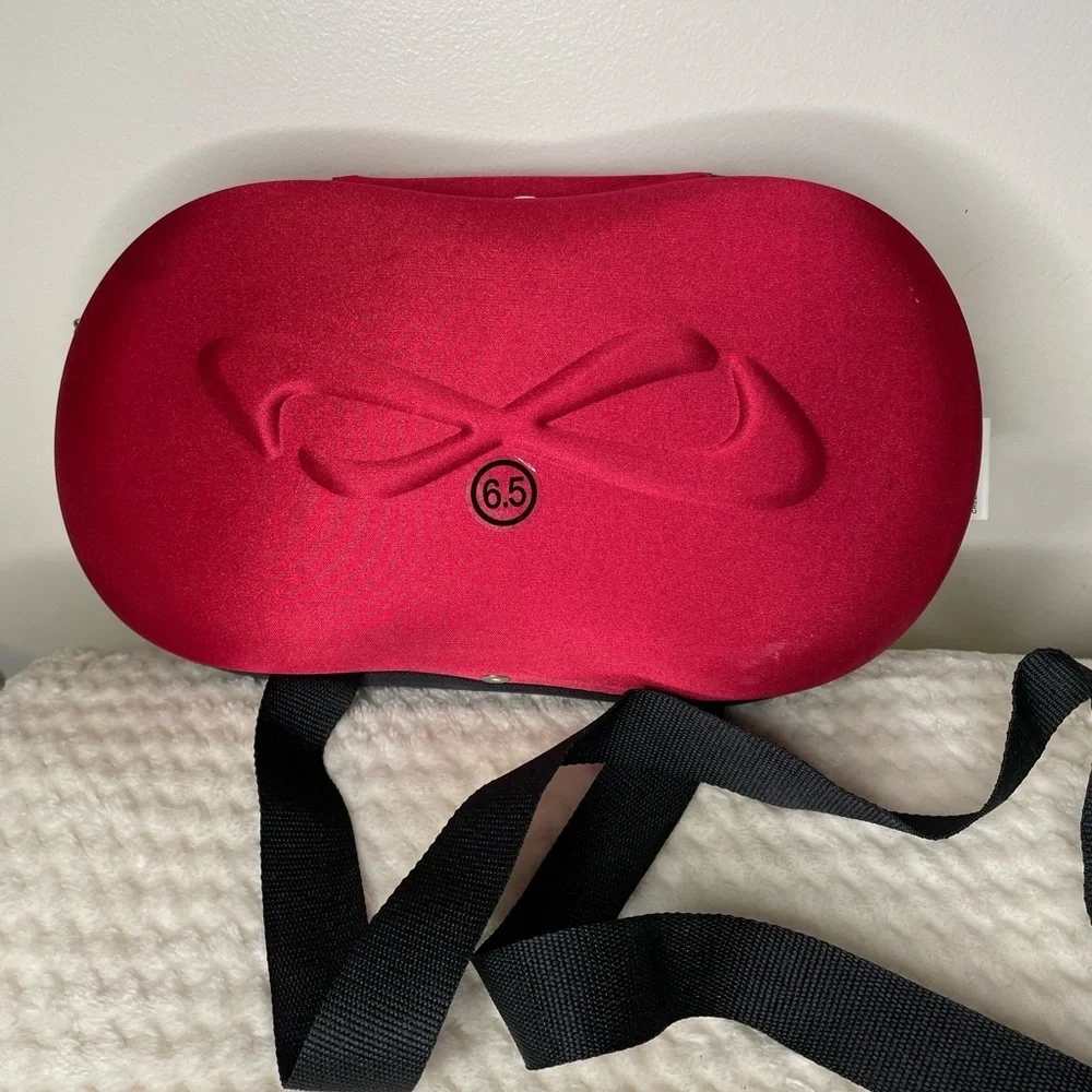 NFINITY Red Cheer Shoe Case. size 6.5